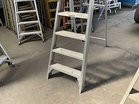 Solide aluminium trapladder - afbeelding 2 van  3