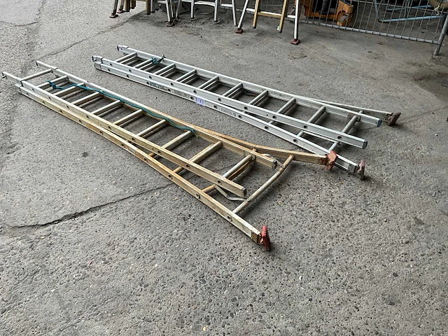Solide schuifladder (2x) - afbeelding 1 van  4