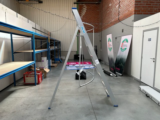 Solide trapladder - afbeelding 1 van  4