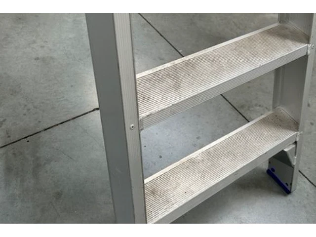 Solide trapladder - afbeelding 4 van  4
