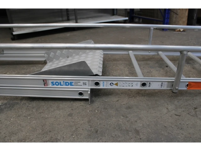 Solide verlengbare trapladder met platform / keldertrap - afbeelding 5 van  5