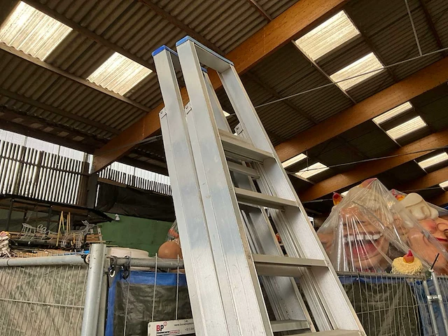 Solide vouwladder (2x) - afbeelding 3 van  3