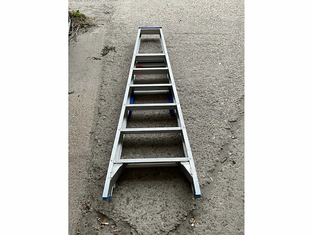 Solide vouwladder - afbeelding 3 van  4