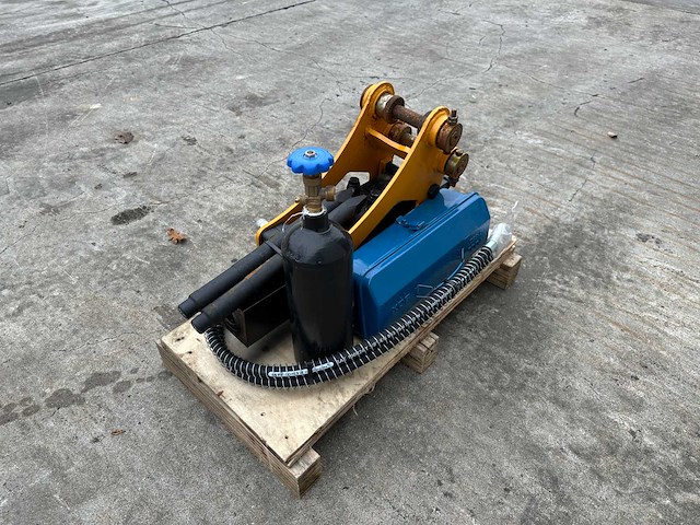 Solmek - 2024 - sb05 - hydraulische hamer - afbeelding 4 van  8