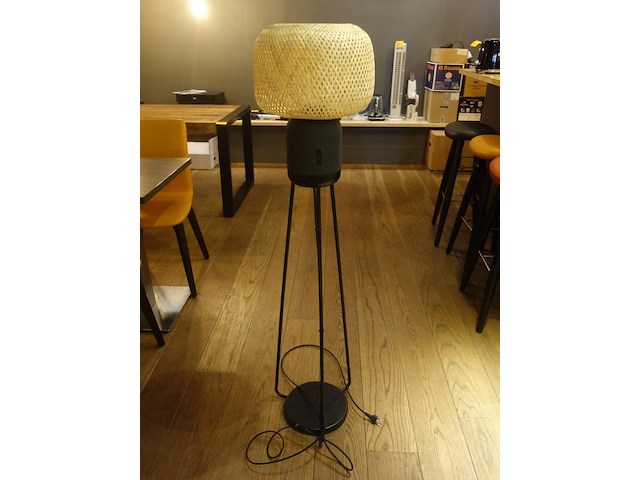 Sonos luidspreker/staande lamp - afbeelding 1 van  5