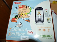 Sony ericsson gsm astrix en obelix editie - afbeelding 1 van  4