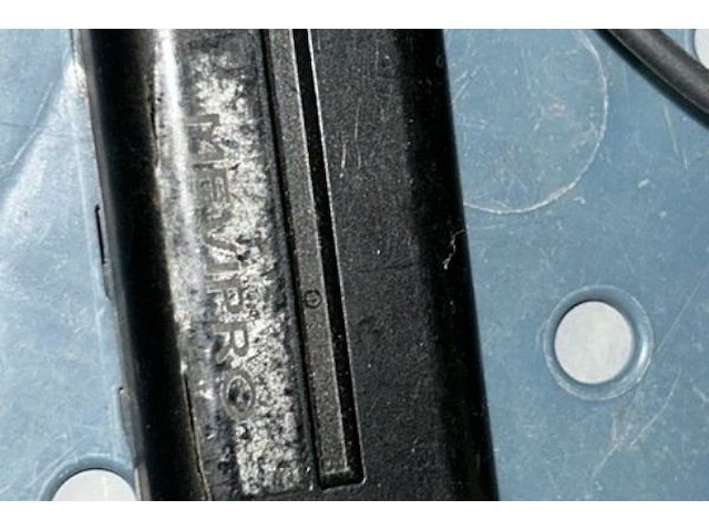 Sony oplaadstation + 2 batterijen - afbeelding 4 van  5