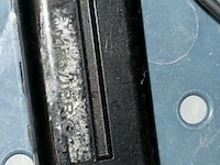 Sony oplaadstation + 2 batterijen - afbeelding 4 van  5