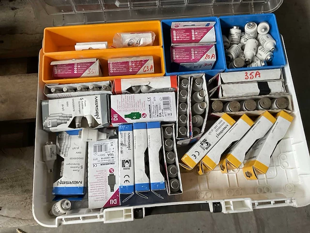 Sorteerkoffers met inhoud (7x) - afbeelding 5 van  9