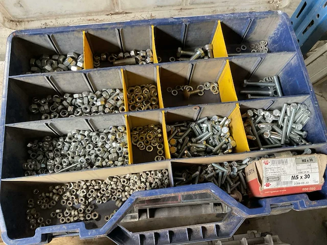 Sorteerkoffers met inhoud (7x) - afbeelding 9 van  9