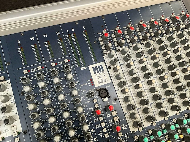 Soundcraft mh3 32ch + psu cps 800 - afbeelding 6 van  12