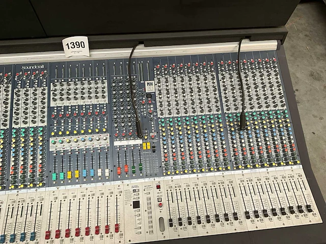 Soundcraft mh3 40ch + psu cps 800 - afbeelding 10 van  15