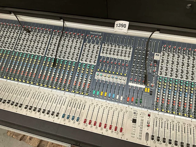 Soundcraft mh3 40ch + psu cps 800 - afbeelding 11 van  15