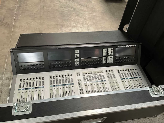 Soundcraft vi3000 en diversen - afbeelding 1 van  6