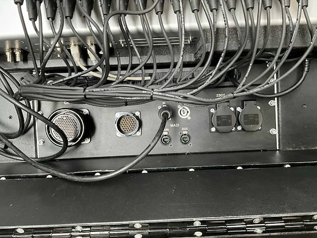 Soundcraft vi3000 en diversen - afbeelding 6 van  6