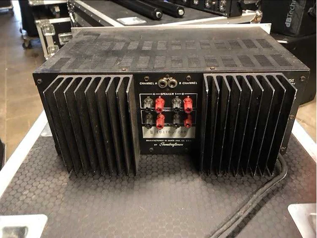 Soundcraftsmen - ma 5002 - versterker - afbeelding 1 van  2
