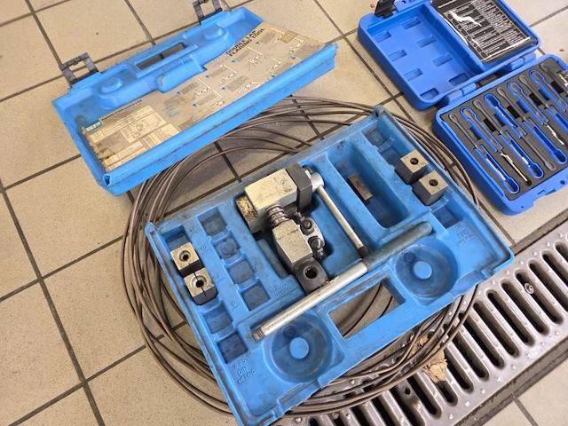 Sp tools 270-series double lap flaring tool - afbeelding 1 van  4