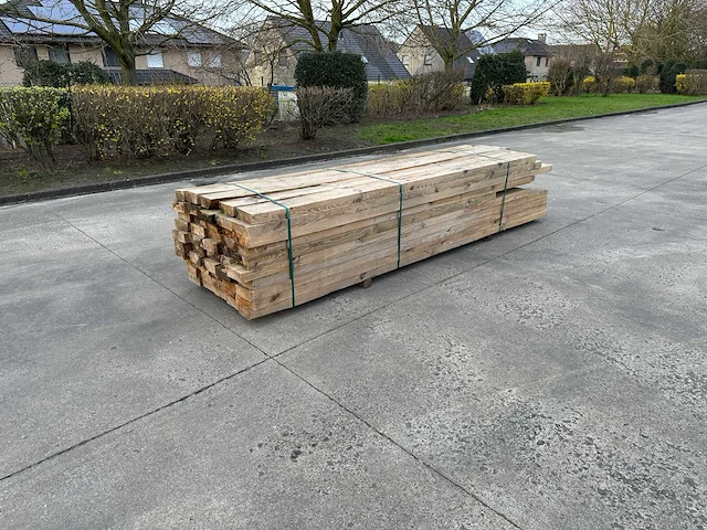 Spaanse zilverspar - balken - overige hout- en plaatmateriaal - afbeelding 1 van  8