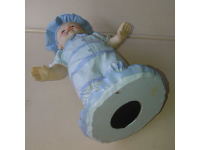 Spaarpot baby met muts blauw - afbeelding 5 van  9