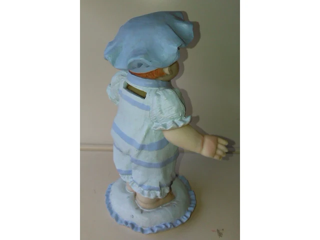 Spaarpot baby met muts blauw - afbeelding 8 van  9