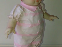 Spaarpot baby met muts roze - afbeelding 8 van  9