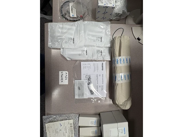 Spare parts for dms/brooks m1900 stocker - afbeelding 1 van  29