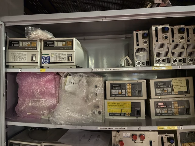 Spare parts for tel tracks photo - afbeelding 3 van  10