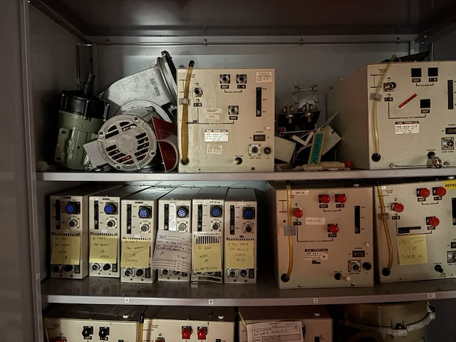 Spare parts for tel tracks photo - afbeelding 7 van  10