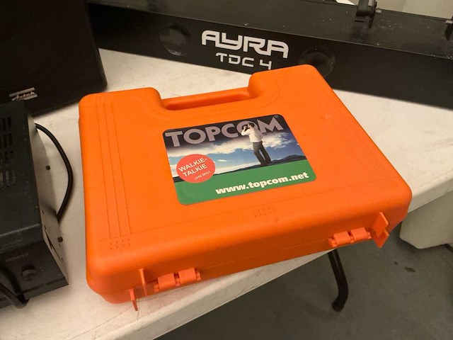 Speakers, versterker, walkie talkie, cd-speler en lichtspots - afbeelding 4 van  7