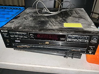 Speakers, versterker, walkie talkie, cd-speler en lichtspots - afbeelding 7 van  7