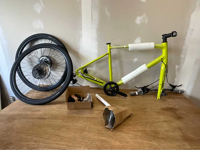 Specialized sirus 2.0 maat l stadsfiets - afbeelding 1 van  7