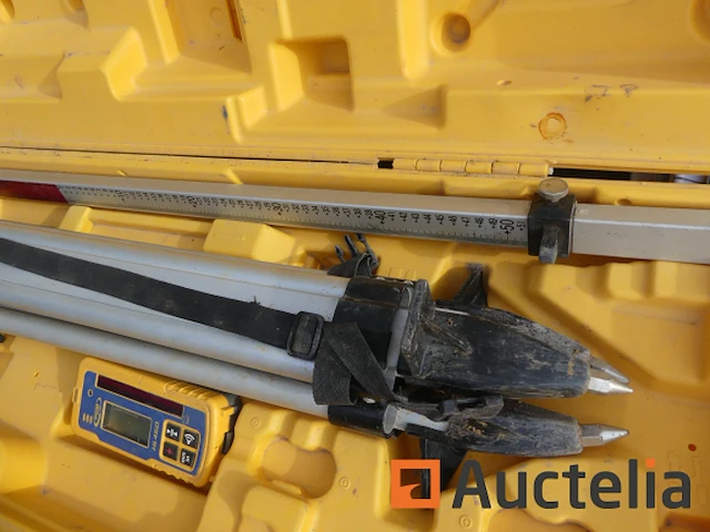 Spectra ll300n roterende laser niveau kit - afbeelding 2 van  10