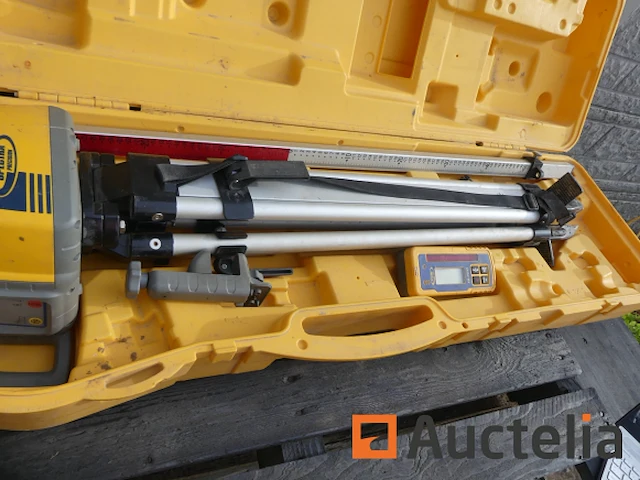 Spectra ll300n roterende laser niveau kit - afbeelding 6 van  10