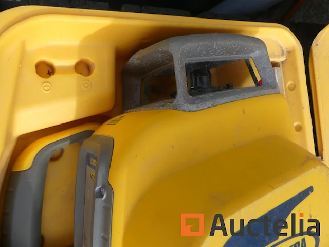 Spectra ll300n roterende laser niveau kit - afbeelding 7 van  10