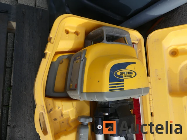 Spectra ll300n roterende laser niveau kit - afbeelding 8 van  10