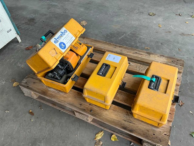 Spectra precision laserplane 500c bouwlaser - afbeelding 1 van  7