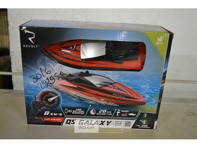 Speedboot revolt - afbeelding 1 van  3