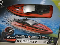 Speedboot revolt - afbeelding 2 van  3