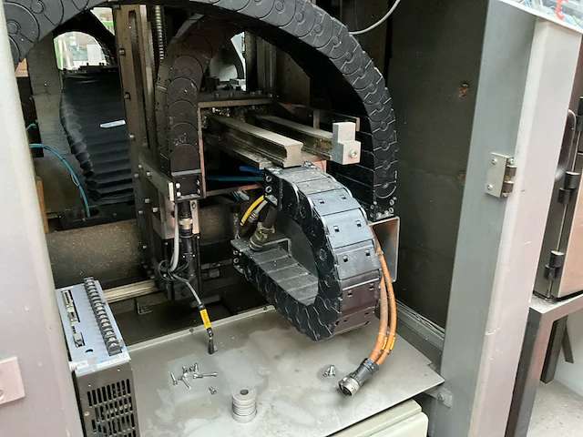 Speedline - aluminium profielbewerkingsmachine - afbeelding 16 van  34
