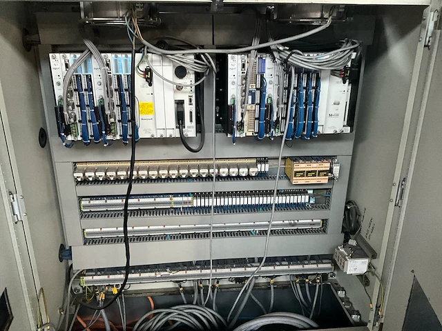Speedline - aluminium profielbewerkingsmachine - afbeelding 27 van  34