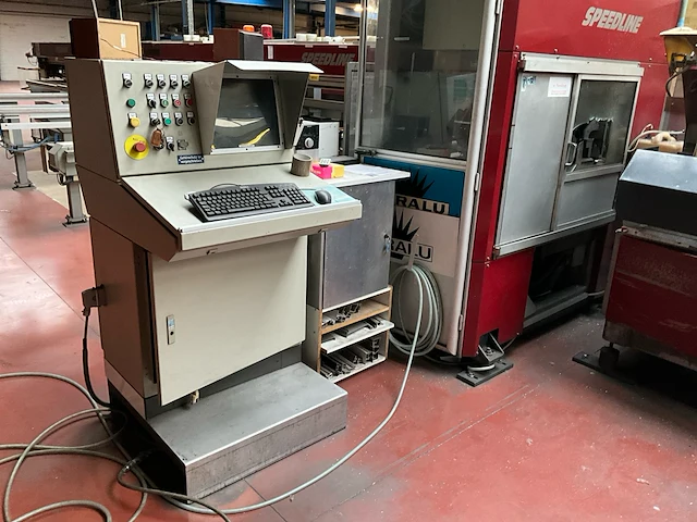 Speedline - aluminium profielbewerkingsmachine - afbeelding 23 van  34