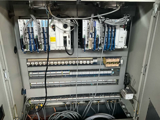 Speedline - aluminium profielbewerkingsmachine - afbeelding 27 van  34