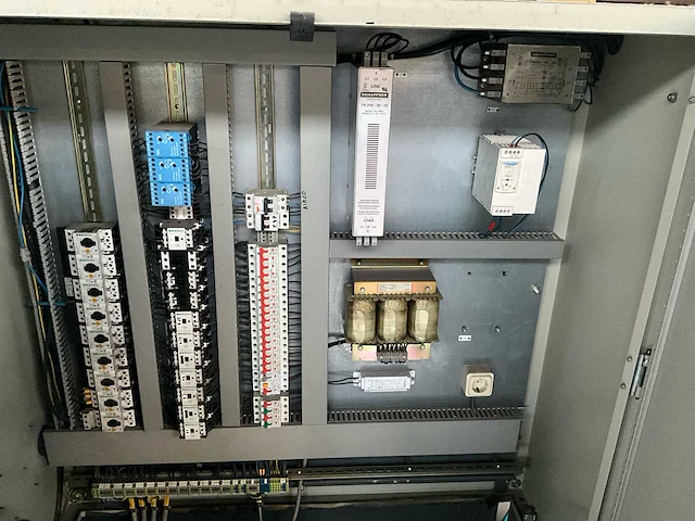 Speedline - aluminium profielbewerkingsmachine - afbeelding 28 van  34