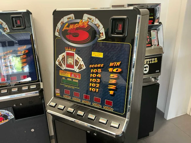 Speelautomaat lucky 5 joker - afbeelding 1 van  4