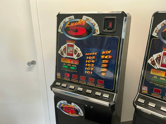 Speelautomaat lucky5 joker - afbeelding 3 van  5