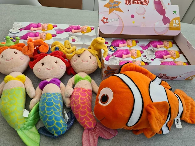 Speelgoed knuffels en badfiguurtjes - afbeelding 1 van  2
