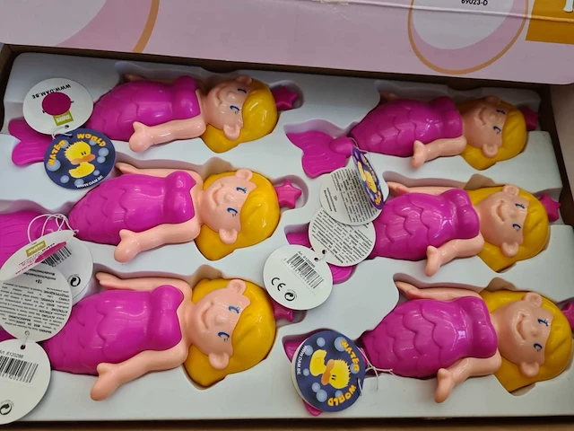 Speelgoed knuffels en badfiguurtjes - afbeelding 2 van  2