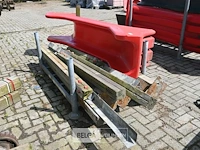 Speeltoestel met glijbaan - afbeelding 1 van  5
