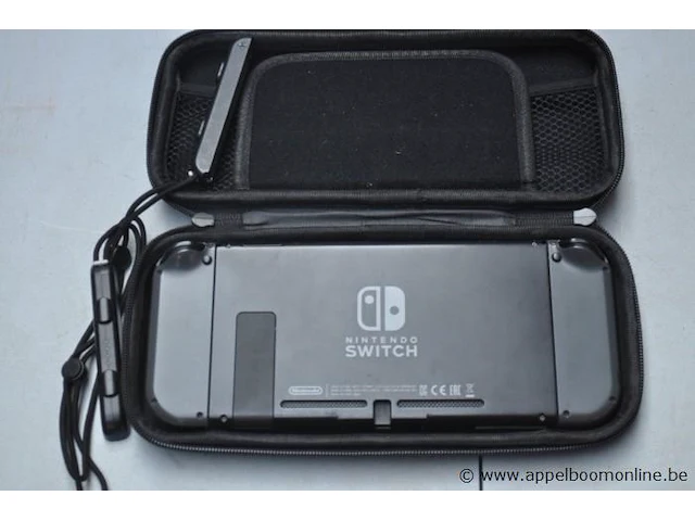 Spelconsole nintendo switch, zonder kabels, werking niet gekend - afbeelding 2 van  3