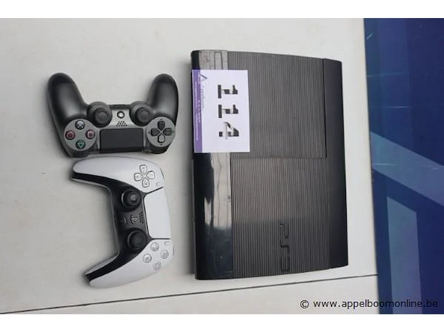Spelconsole sony ps3, zonder kabels, werking niet gekend, met toebehoren - afbeelding 3 van  3